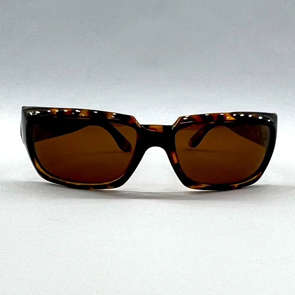 DSO Eyewear Boost Sunglasses in Shiny Tort - Amber